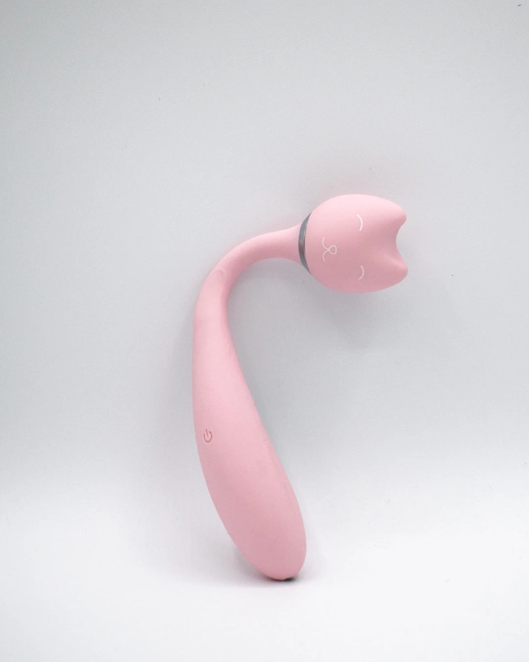 Purrs Like A Kitten Flexible Wand Vibrator - Image 2