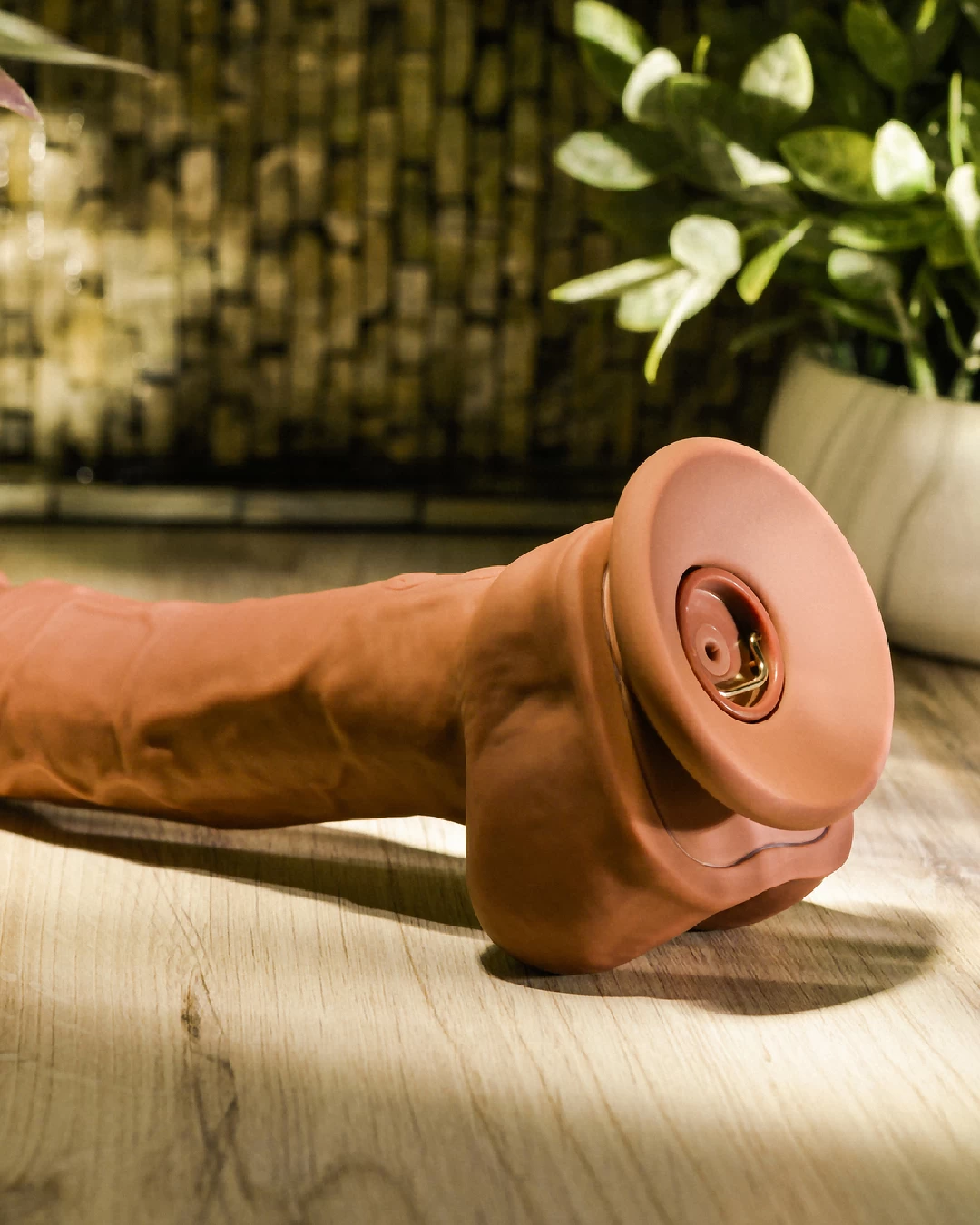 Big Shot Blaster 8 Inch Vibrating Squirting Silicone Dildo - Chocolate - Image 7